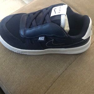 NWT Nike Squash Type 8c Sneakers
